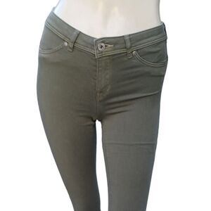 7002514.....&Denim Feather Soft Jeggings Size 26/30